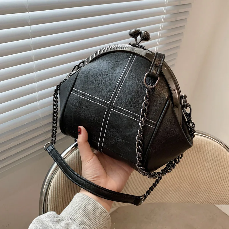 Vintage Shell Crossbody Messenger Bag Bags for Women Retro Small PU Leather Lady Chain Brand Shoulder Bags Handbags Purse
Vintage Shell Crossbody Messenger Bag Bags for Women Retro Small PU Leather Lady Chain Brand Shoulder Bags Handbags Purse