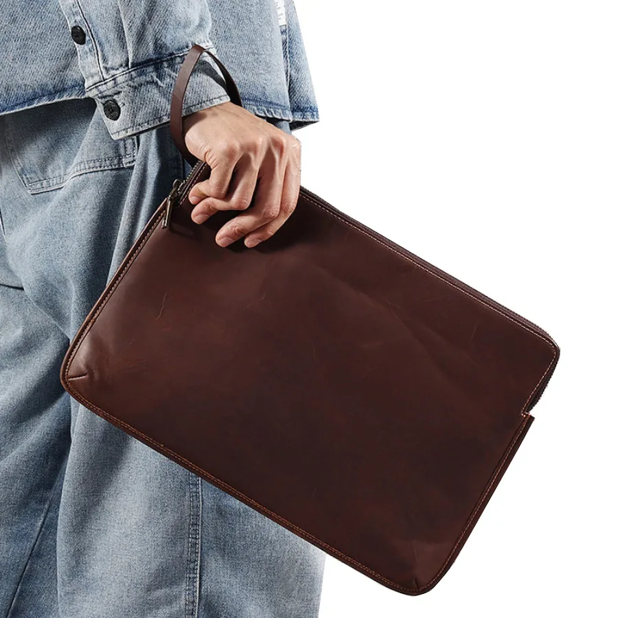 Business Men's Cowhide Handbag 14.2 Inch Macbook Pro Clutch Bag Real Leather Male Envelope Bag Leisure Hand Bags Men A4 Pouch
Business Men's Cowhide Handbag 14.2 Inch Macbook Pro Clutch Bag Real Leather Male Envelope Bag Leisure Hand Bags Men A4 Pouch