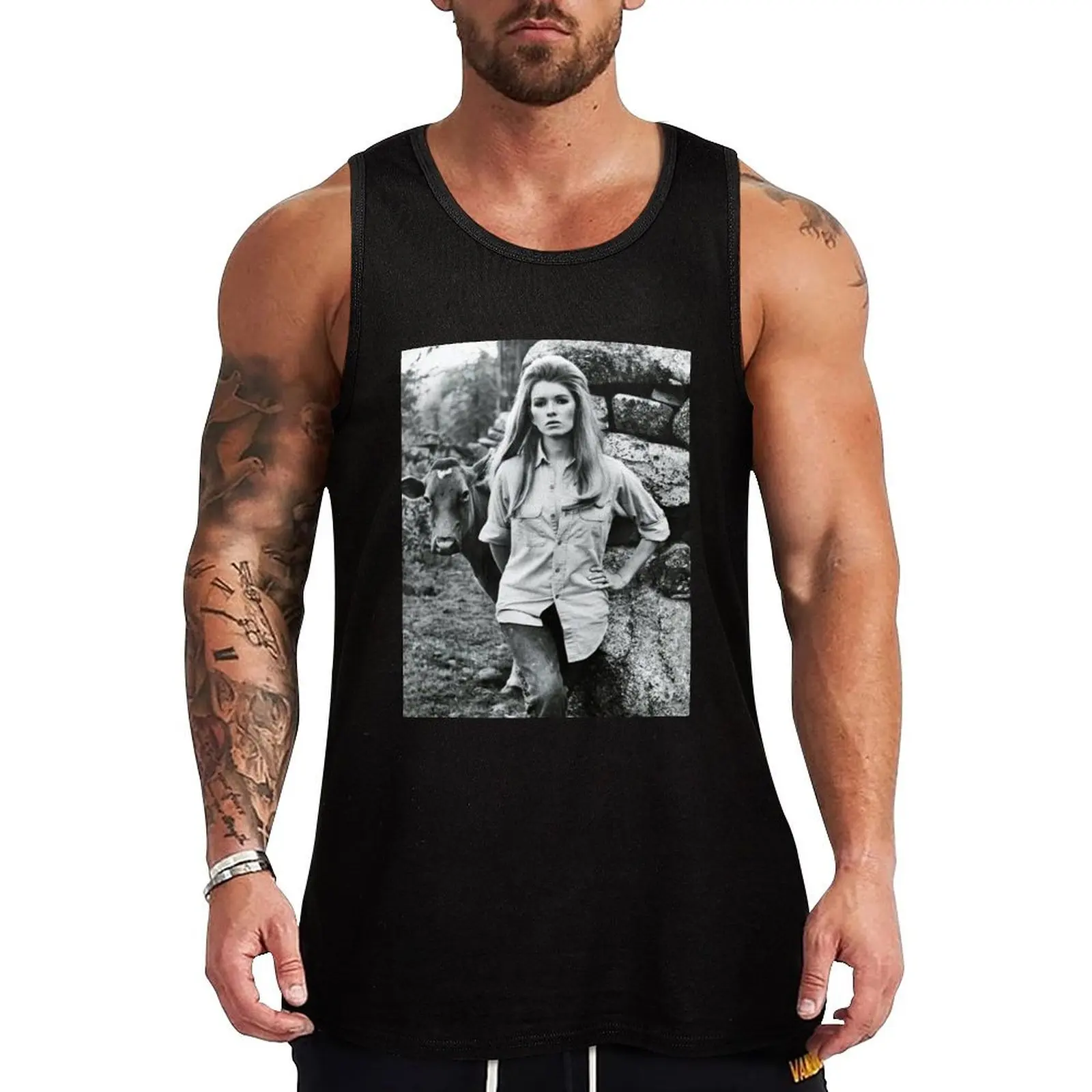 A cow and young martha stewart Tank Top summer clothes men 2024 T-shirt Men's gym
A cow and young martha stewart Tank Top summer clothes men 2024 T-shirt Men's gym