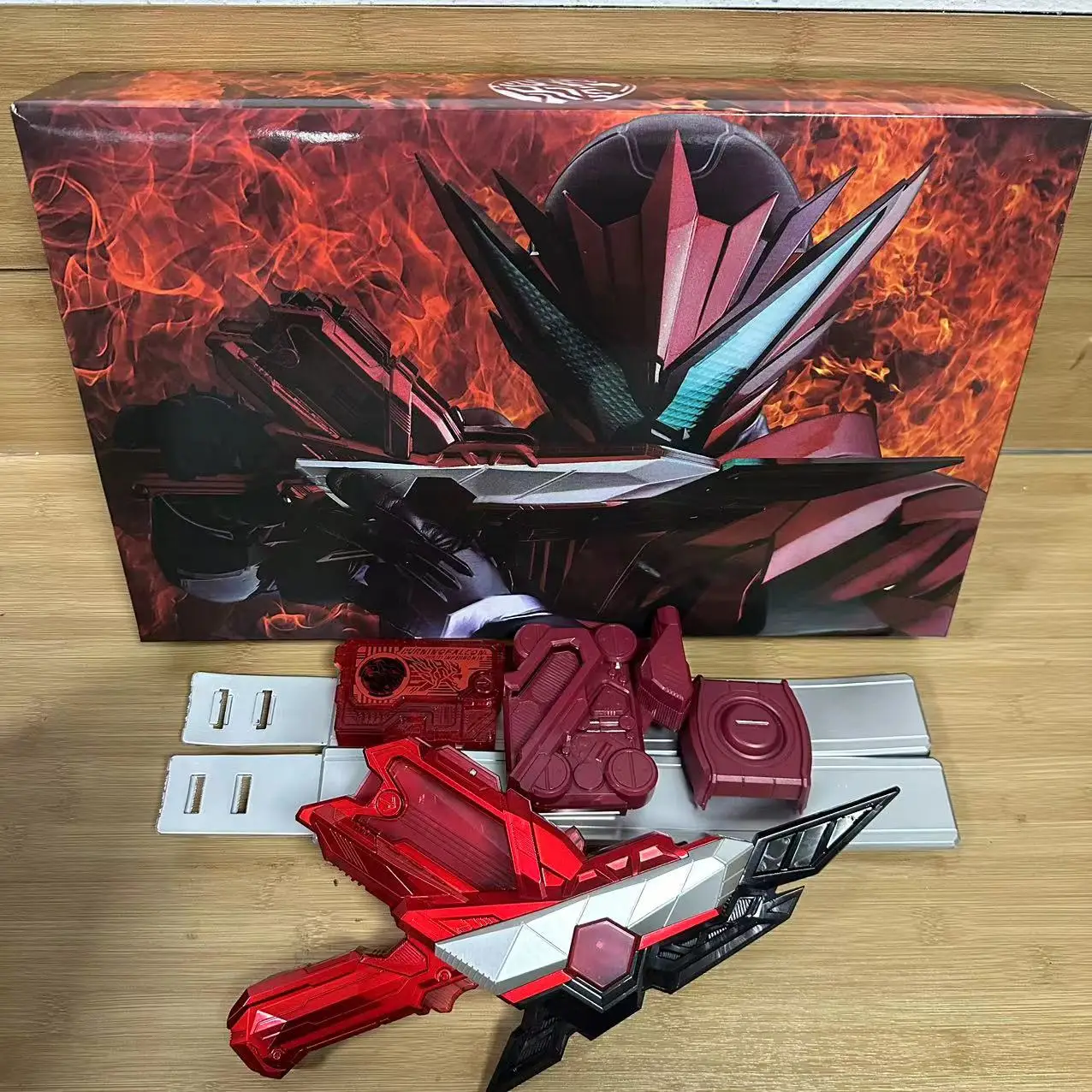 

Domestic DX Kamen Rider 01 Chopper Sublimator Burning Falcon key bgm synced can link boy gift