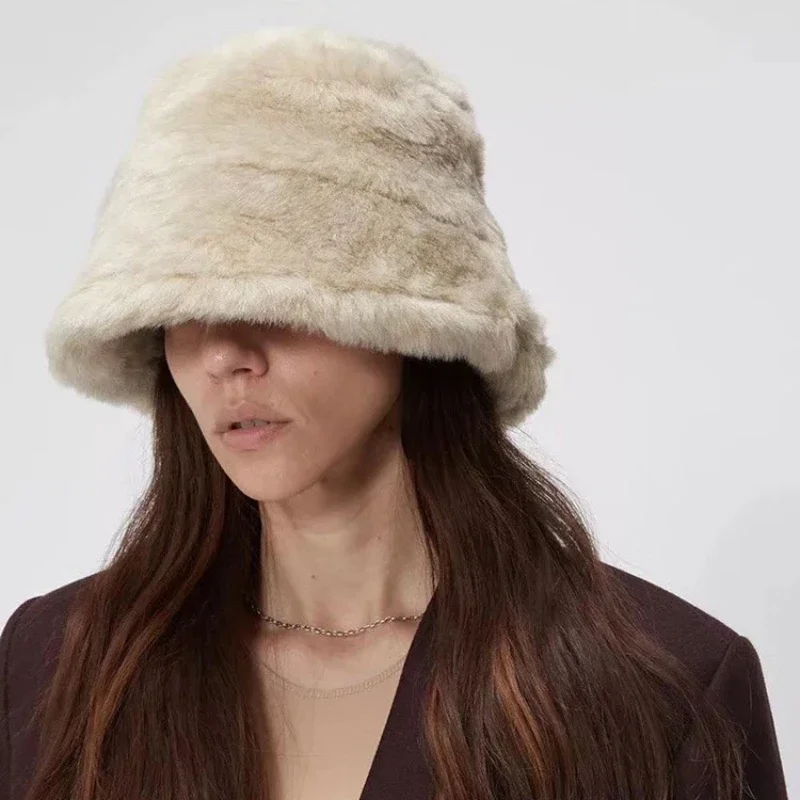 Autumn and Winter Furry Fisherman Winter Warm Fur Imitation Mink Hat Versatile Fashionable Models Bucket Hat Windproof Caps
Autumn and Winter Furry Fisherman Winter Warm Fur Imitation Mink Hat Versatile Fashionable Models Bucket Hat Windproof Caps
