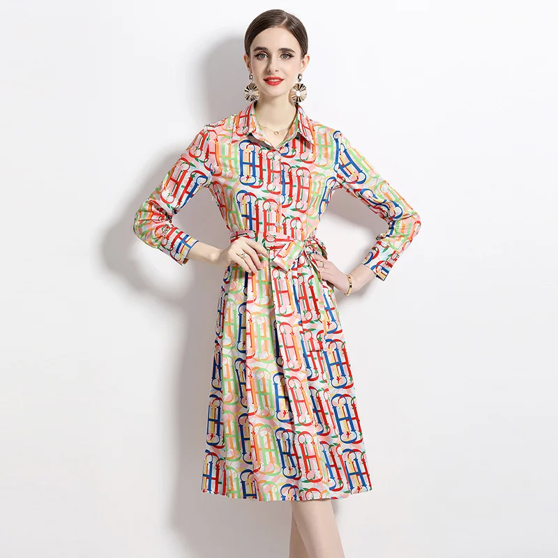 Runway Design Women's Shirt Dress New Fashion Office Lady Long Sleeve Turn-down Collar Letter Print Midi Dress
Runway Design Women's Shirt Dress New Fashion Office Lady Long Sleeve Turn-down Collar Letter Print Midi Dress