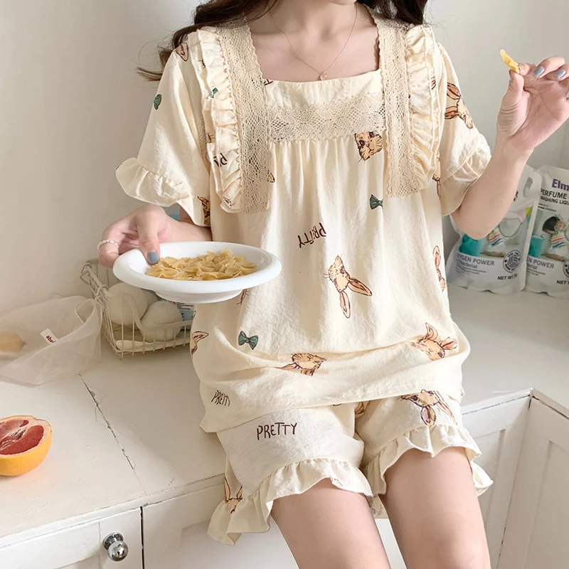 Korean Fashion Women Pajamas Kawaii Kuromi Pachacco Cartoon Girl Sweet Short Sleeved Summer Pajama Set Casual Home Wear Gift
Korean Fashion Women Pajamas Kawaii Kuromi Pachacco Cartoon Girl Sweet Short Sleeved Summer Pajama Set Casual Home Wear Gift