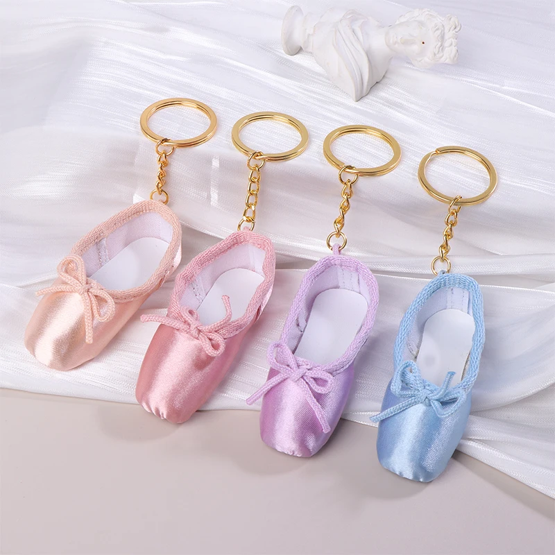 Mini Ballet Shoes Keychain Pointe Shoes Keyrings Handmade Pointe Shoe Charm Bag Penddant Gift For Dance Lovers
Mini Ballet Shoes Keychain Pointe Shoes Keyrings Handmade Pointe Shoe Charm Bag Penddant Gift For Dance Lovers