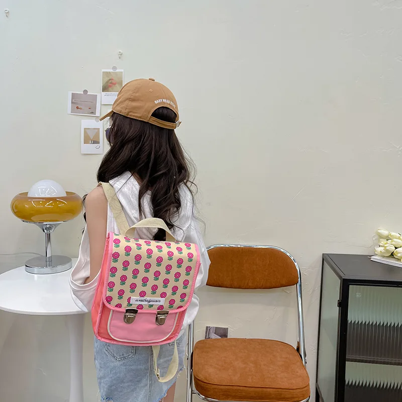 Cartoon Children's Bag Girls School Bag Dinosaur Backpack Nylon Cute Girls Mini Schoolbag Children Travel Bag Shoulder Bag
Cartoon Children's Bag Girls School Bag Dinosaur Backpack Nylon Cute Girls Mini Schoolbag Children Travel Bag Shoulder Bag