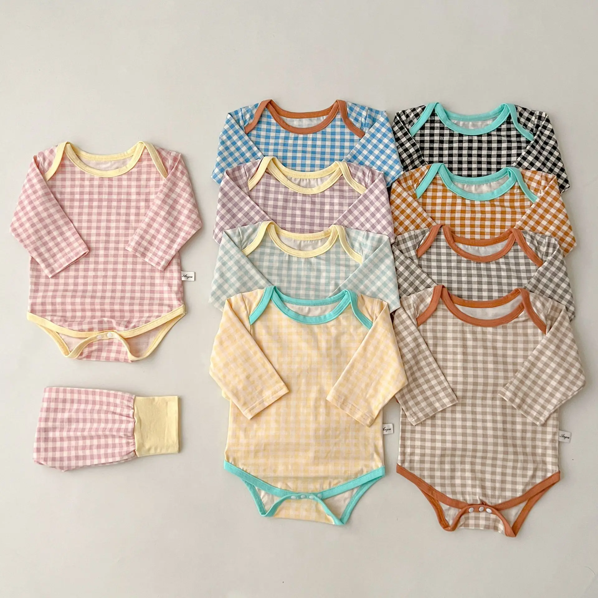 Korean Version Of Home Clothing Set Baby And Children's Cotton Casual Plaid Jumpsuit High Waisted Belly Pants, Two-piece Set
Korean Version Of Home Clothing Set Baby And Children's Cotton Casual Plaid Jumpsuit High Waisted Belly Pants, Two-piece Set