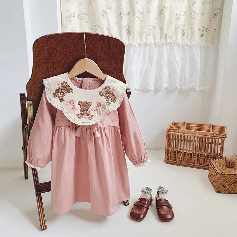 Korean Children's Clothing Heavy-Duty Retro Bear Girl's Dress2024Autumn Doll Collar Bow Cotton Children's Skirt-MR
Korean Children's Clothing Heavy-Duty Retro Bear Girl's Dress2024Autumn Doll Collar Bow Cotton Children's Skirt-MR
