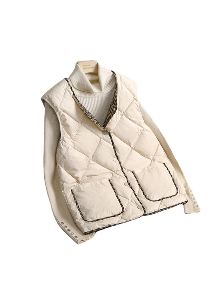 NewBang Autumn And Winter Women Light Down Vest Ladies Short Fragrance Casual Vest O-neck White Duck Down Vest
NewBang Autumn And Winter Women Light Down Vest Ladies Short Fragrance Casual Vest O-neck White Duck Down Vest