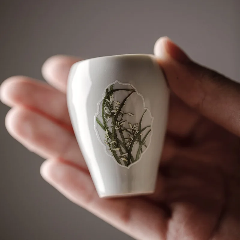 Creative Ceramic Cup Sakura Teacup Hand Painted Flowers Color Changing Tea Cup Flower Ceramic Tea Set Tableware
Creative Ceramic Cup Sakura Teacup Hand Painted Flowers Color Changing Tea Cup Flower Ceramic Tea Set Tableware