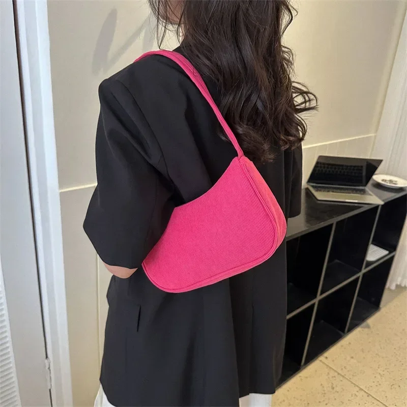 Buy One Get One Free 2023 New Summer High end Western Style Small Bag Women's Fashion Retro Versatile Crossbody Bag OneShoulder
Buy One Get One Free 2023 New Summer High end Western Style Small Bag Women's Fashion Retro Versatile Crossbody Bag OneShoulder