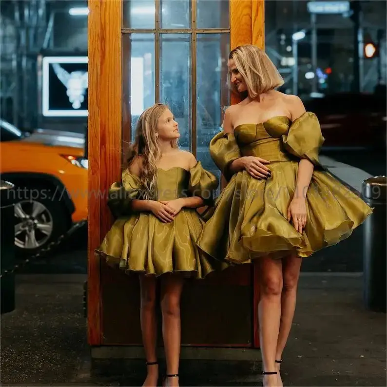 

Mother Daughter Matching Tutu Dress Mommy and Me Girls Outfits Dresses for First Birthday with Bow Back Family Look