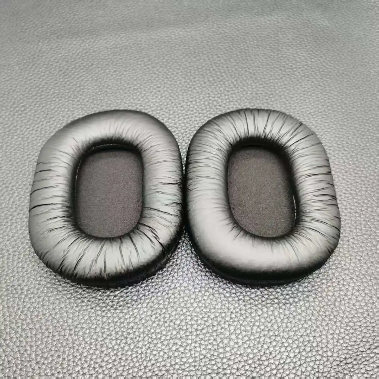 Headphone Earpads Compatible with Sony MDR-7506 Ear Pads - Budget Protein/Wrinkle Leather Cushions Headphone Earpads Compatible with Sony MDR-7506 Ear Pads - Budget Protein/Wrinkle Leather Cushions