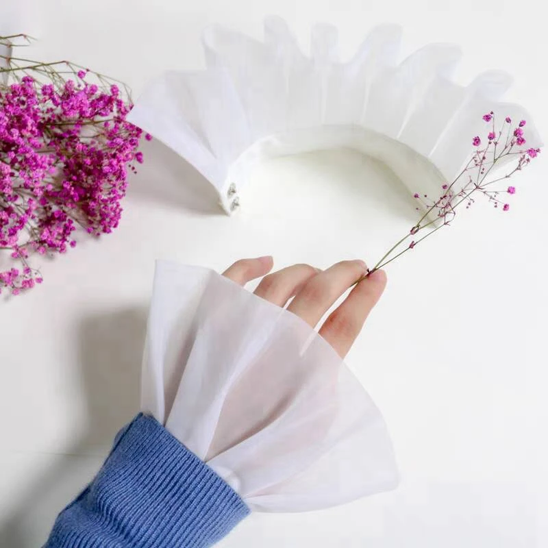 nail accessories decoration white false sleeves photos nails pleated detachable elbow cuff Nail tips show tool photography props 
nail accessories decoration white false sleeves photos nails pleated detachable elbow cuff Nail tips show tool photography props