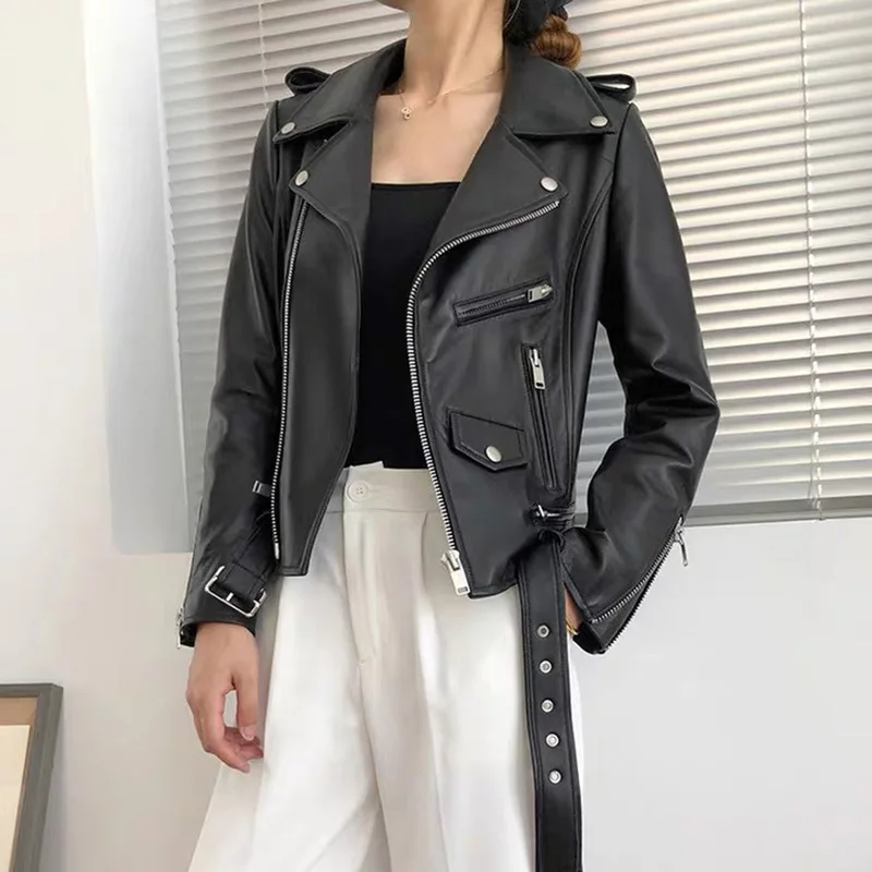 Genuine leather jacket for women's spring and autumn new suit collar belt short slim fit sheepskin motorcycle jacket trend
Genuine leather jacket for women's spring and autumn new suit collar belt short slim fit sheepskin motorcycle jacket trend