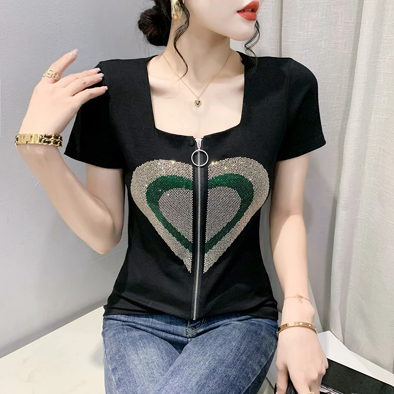 2023 Summer Women Tops New Streetwear Zipper T shirt Slim Short Sleeve Short Sleeve Hot Drilling Casual Black shirt
2023 Summer Women Tops New Streetwear Zipper T shirt Slim Short Sleeve Short Sleeve Hot Drilling Casual Black shirt