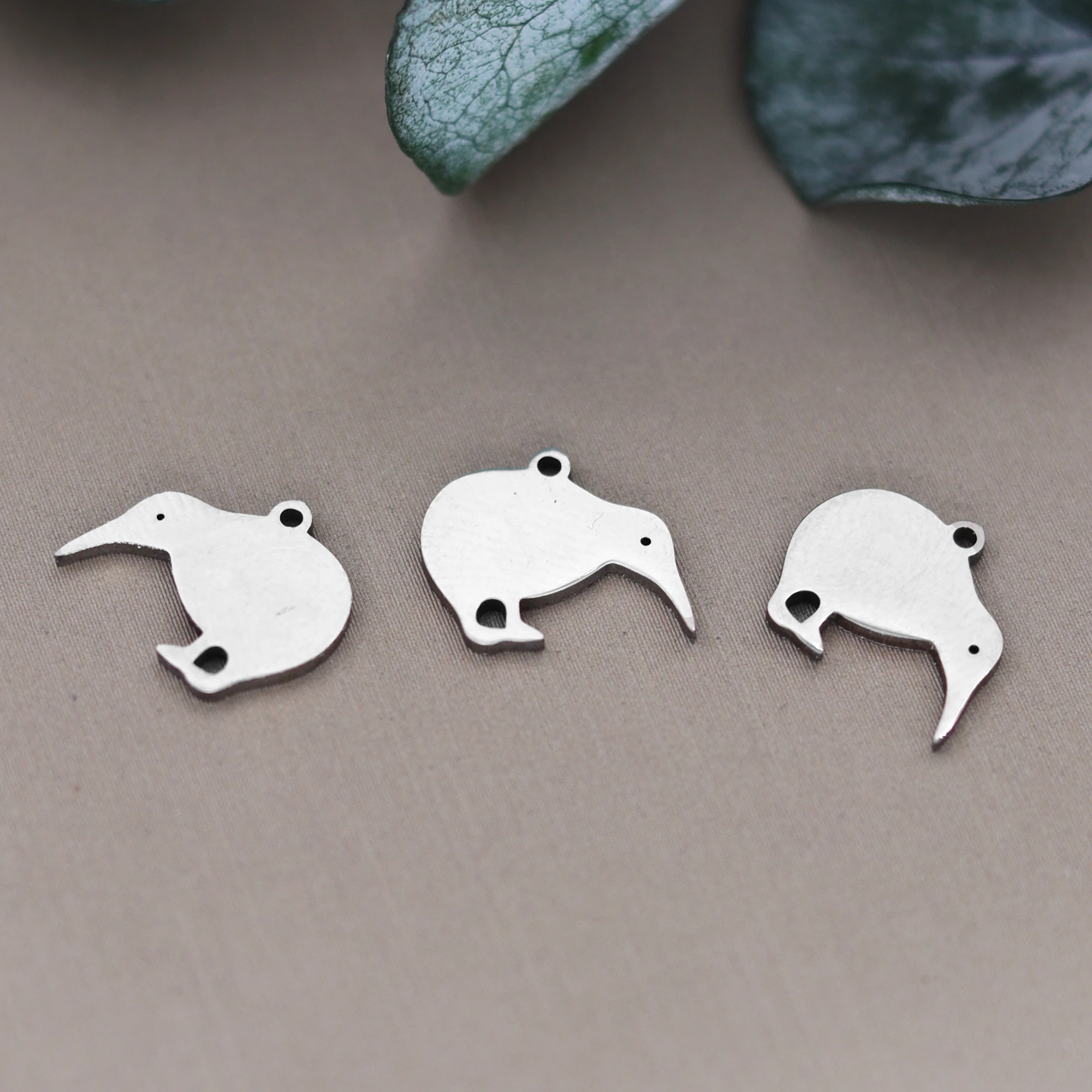 3pcs Fashion Animal Bird Charms Hummingbird Pendants Stainless Steel Charms For Jewelry Making Supplies DIY Accessories
3pcs Fashion Animal Bird Charms Hummingbird Pendants Stainless Steel Charms For Jewelry Making Supplies DIY Accessories
