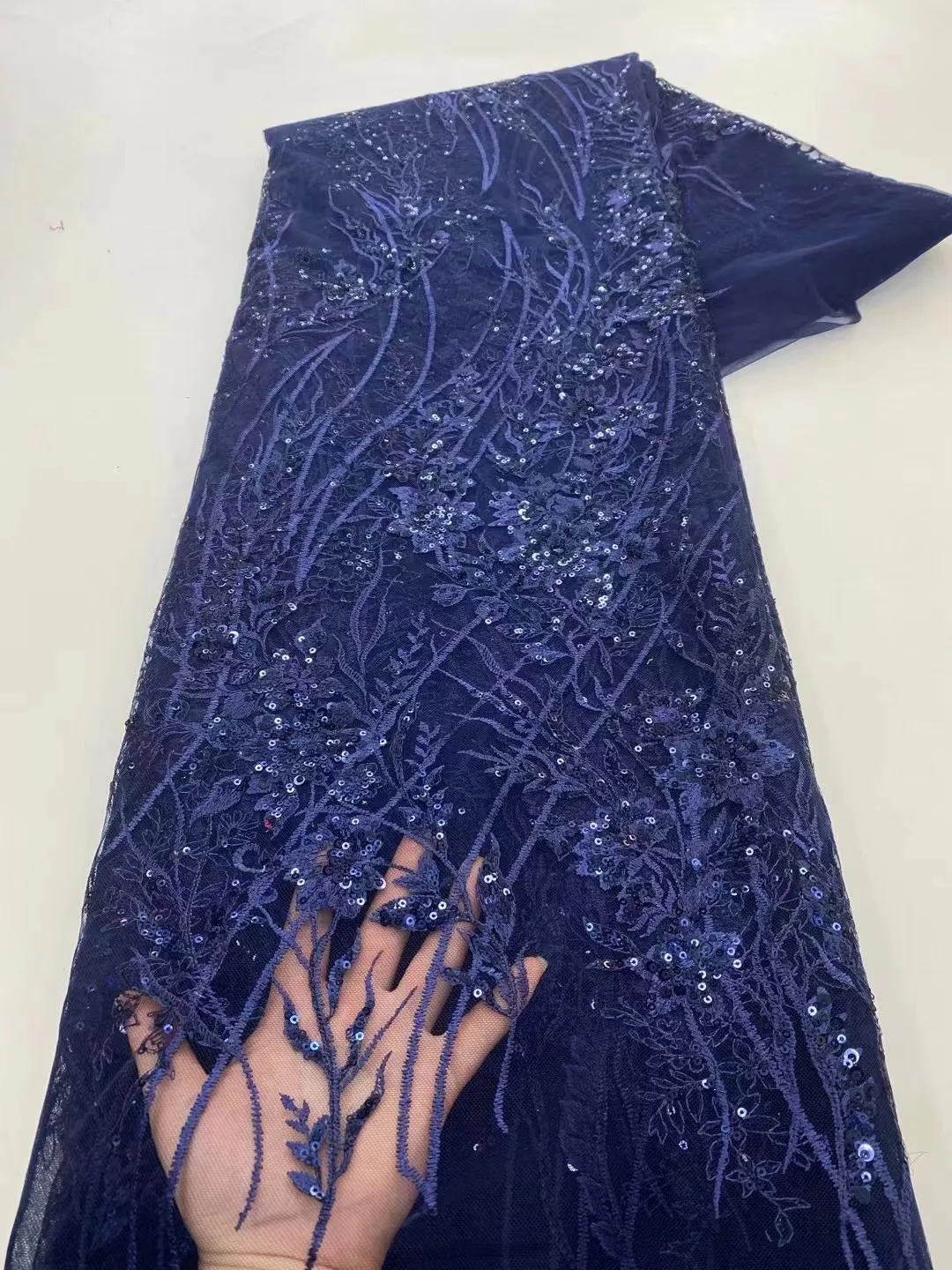 Latest African Sequins Lace Fabric 2024 High Quality Lace Embroidery Nigerian French Tulle Sequins Lace Fabric For Wedding
Latest African Sequins Lace Fabric 2024 High Quality Lace Embroidery Nigerian French Tulle Sequins Lace Fabric For Wedding