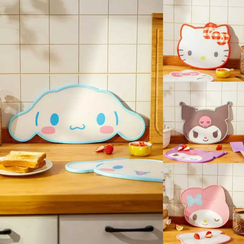 Cute Cartoon Melody Kuromi Cinnamoroll Kitty Head Shape Chopping Board Food Grade PP Material Double Sided Cutting Board
Cute Cartoon Melody Kuromi Cinnamoroll Kitty Head Shape Chopping Board Food Grade PP Material Double Sided Cutting Board