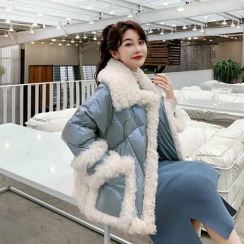 

Glossy White Duck Down Down Jacket Women'S Winter Lamb Wool Coat 2023 Winter Warm Thick Fur Coat Korean Stitching Lamb Fur Coat