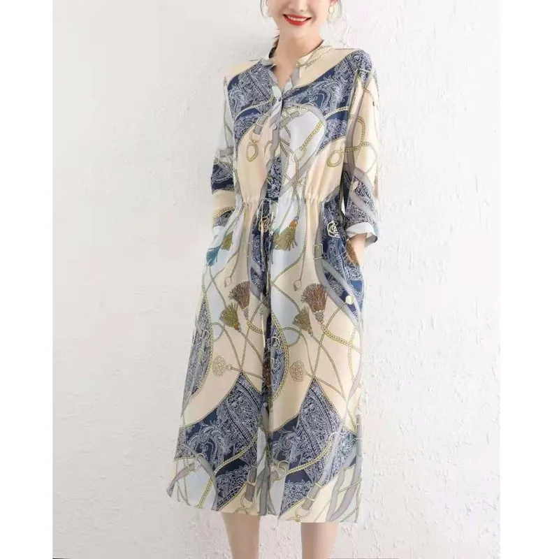 100% Real Silk Dress 2022 New Spring Women's Fashion Elegant V-neck Shirt Dresses Summer Oversize Long Clothes Rebe De Plage Zm
100% Real Silk Dress 2022 New Spring Women's Fashion Elegant V-neck Shirt Dresses Summer Oversize Long Clothes Rebe De Plage Zm