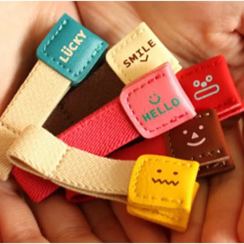 Korean version of the leather cable winder new cute combination cable manager smile expression headset elastic band winder
Korean version of the leather cable winder new cute combination cable manager smile expression headset elastic band winder