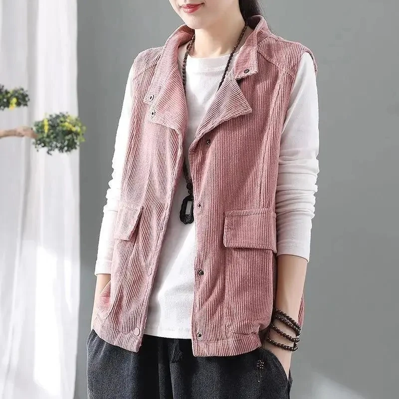 Women Retro Corduroy Vest Casual Loose Sleeveless Pockets Single Breasted Cardigan Spring Autumn Solid Waistcoat Female Clothing
Women Retro Corduroy Vest Casual Loose Sleeveless Pockets Single Breasted Cardigan Spring Autumn Solid Waistcoat Female Clothing
