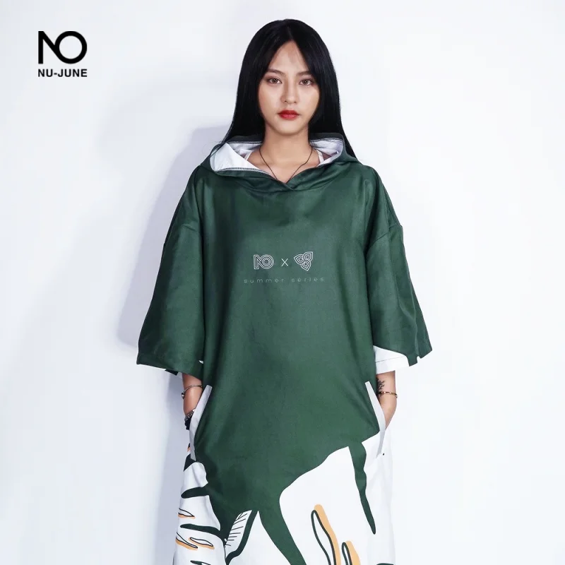 Nu-June Microfiber Printing Changing Robe Bath Towel Swimming Diving Women Men Bathrobe Cloak Outdoor Hooded Beach Towel Poncho
Nu-June Microfiber Printing Changing Robe Bath Towel Swimming Diving Women Men Bathrobe Cloak Outdoor Hooded Beach Towel Poncho