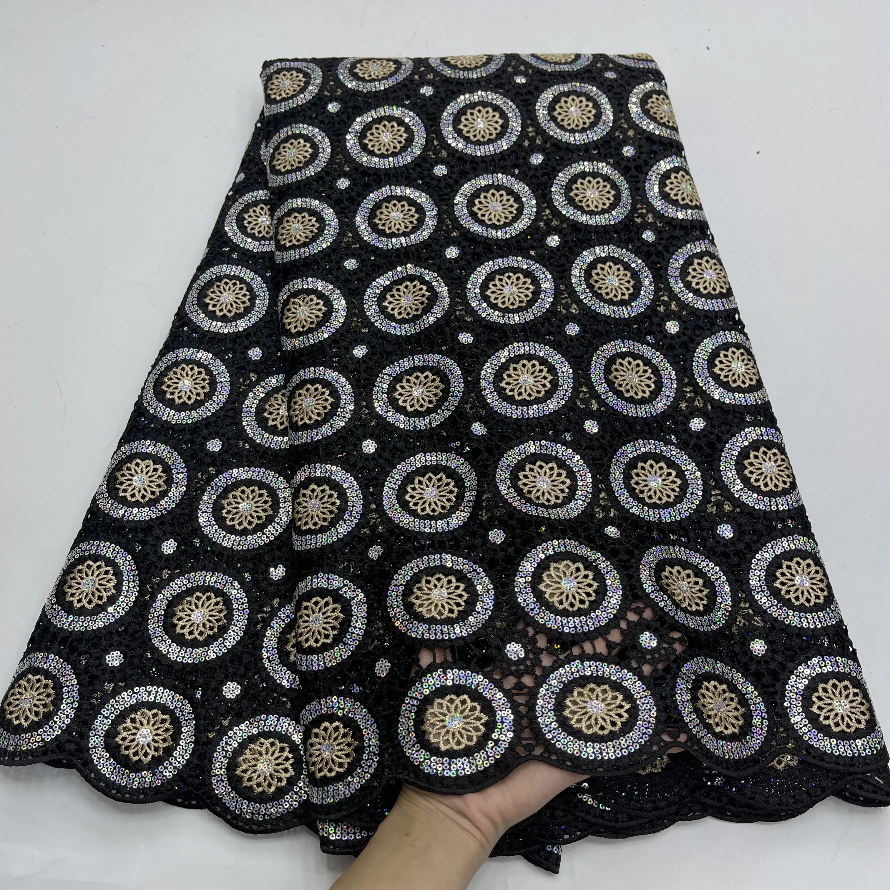 New Nigerian Pure Water Soluble Lace Fabric 2023 High Quality African Sequins Guipure Cord Lace Fabric For Women Wedding Dresses
New Nigerian Pure Water Soluble Lace Fabric 2023 High Quality African Sequins Guipure Cord Lace Fabric For Women Wedding Dresses