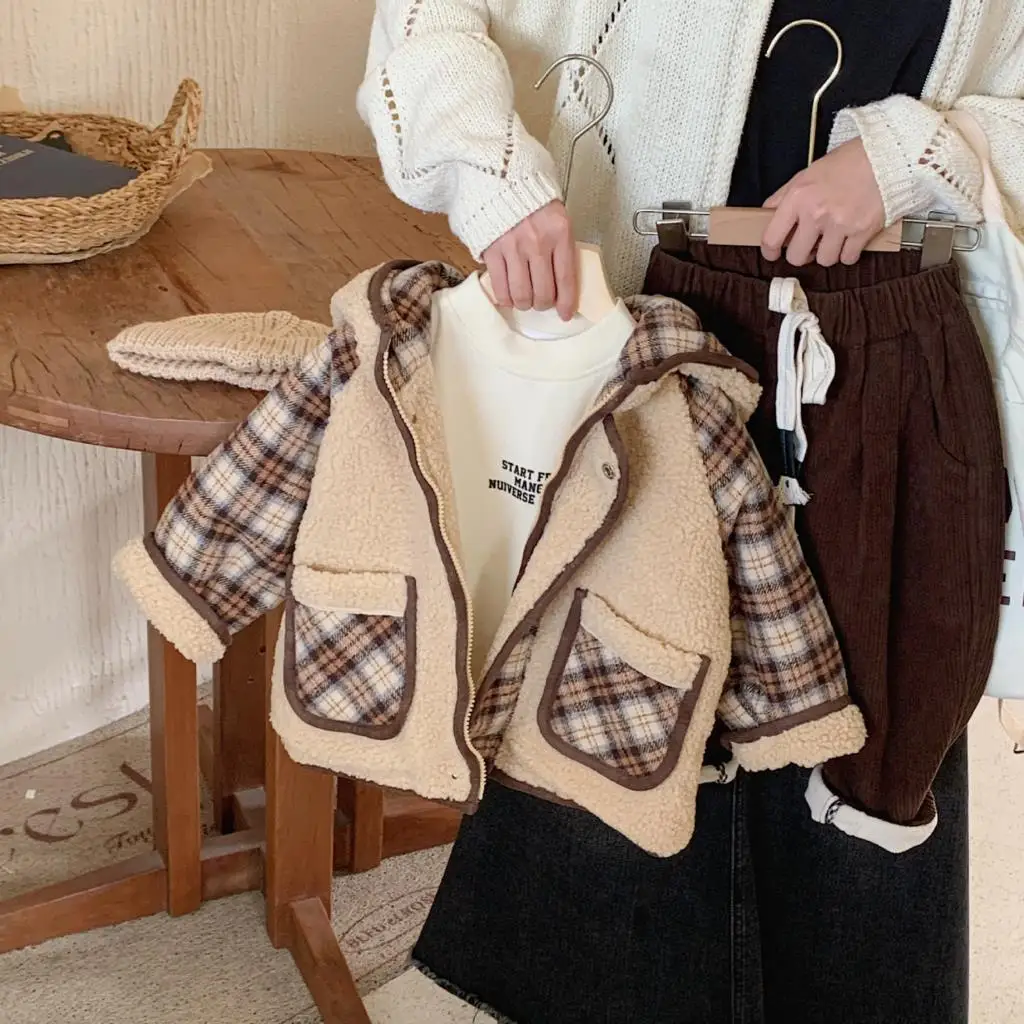 2023 Winter Young Kid Boy Parka Cotton Padded Thicken Hooded Toddler Boy Outwear Coat Casual Plaid Patchwork Children Boy Jacket
2023 Winter Young Kid Boy Parka Cotton Padded Thicken Hooded Toddler Boy Outwear Coat Casual Plaid Patchwork Children Boy Jacket