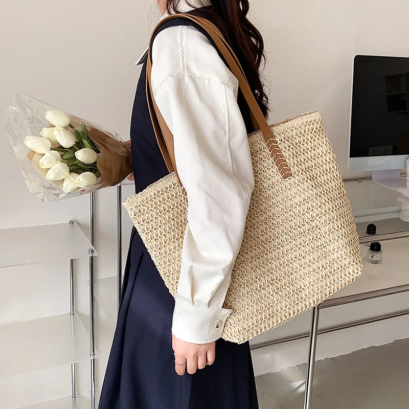 Large-capacity Woven Crossbody Bags For Women 2022 Spring And Summer New Tote Bag High-quality Personalized Straw Shoulder Bag
Large-capacity Woven Crossbody Bags For Women 2022 Spring And Summer New Tote Bag High-quality Personalized Straw Shoulder Bag