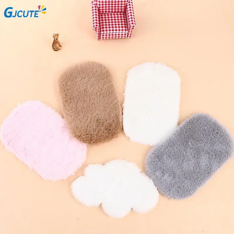 Dollhouse Miniature Furry Round Cloud Shape Plush Rug Soft Carpet Mat Dolls House Living Room Furniture Decoration Accessories
Dollhouse Miniature Furry Round Cloud Shape Plush Rug Soft Carpet Mat Dolls House Living Room Furniture Decoration Accessories