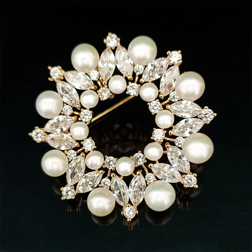 

Vintage Palace Horse Eyes Zircon Snowflake Brooch Elegant and Atmospheric Natural Freshwater Pearl Ring Breast Flower Scarf Pin