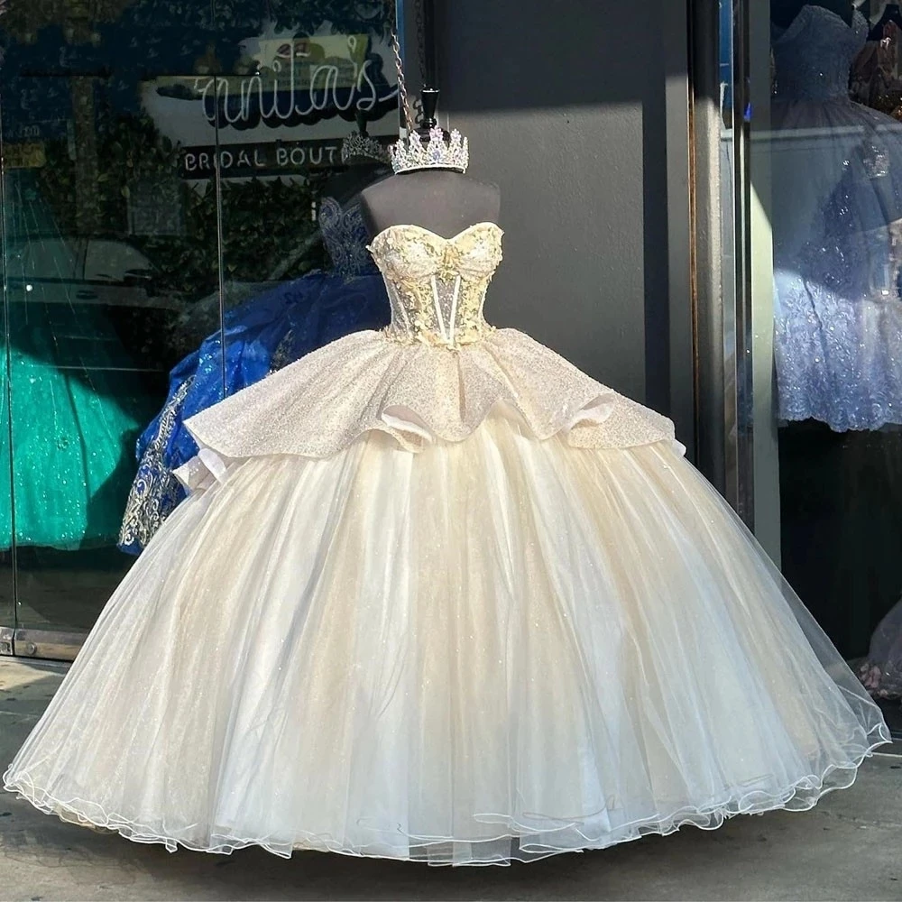 ANGELSBRIDEP милое платье 16 Quinceanera цвета слоновой кости милое блестящее Тюлевое маскарадное платье для дня рождения с рюшами для 15 лет
ANGELSBRIDEP милое платье 16 Quinceanera цвета слоновой кости милое блестящее Тюлевое маскарадное платье для дня рождения с рюшами для 15 лет