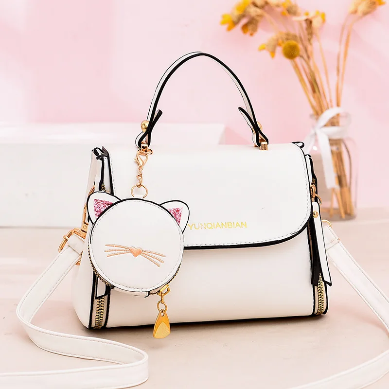 Version of Ins Fashion Crossbody Single Shoulder Small Square Bag Female 2023 New Student Portable Large Capacity Luxury Bags
Version of Ins Fashion Crossbody Single Shoulder Small Square Bag Female 2023 New Student Portable Large Capacity Luxury Bags