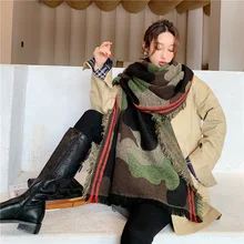 2020 Army Green Camouflage Scarf for Women Poncho Faux Cashmere Winter Tippet Female Hijab Scarf Warm Shawls Cashmere Casual
2020 Army Green Camouflage Scarf for Women Poncho Faux Cashmere Winter Tippet Female Hijab Scarf Warm Shawls Cashmere Casual