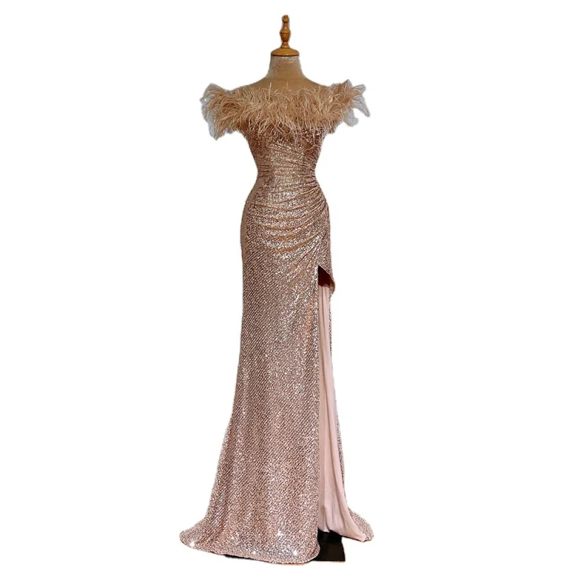 Rose Gold Mermaid High Split Evening Gowns Customized Best Price Christmas Party Sequin Dresses with Feathers
Rose Gold Mermaid High Split Evening Gowns Customized Best Price Christmas Party Sequin Dresses with Feathers