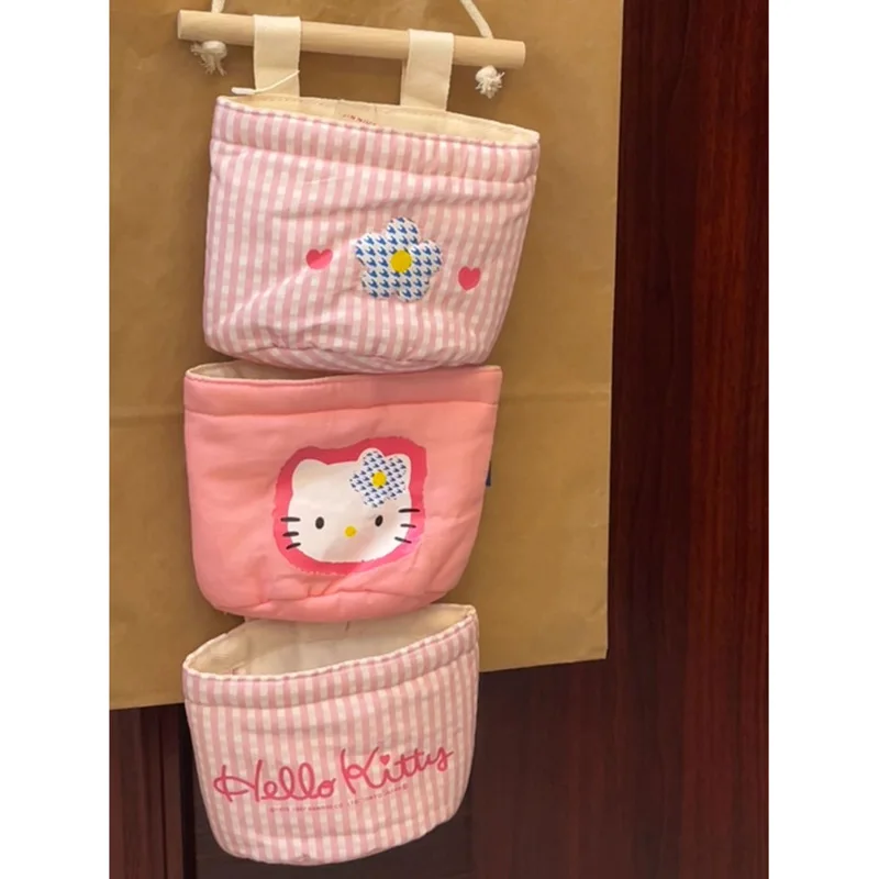 Hello kitty storage bag hanging bag bedside door fabric storage bag room storage artifact sanrio Household items
Hello kitty storage bag hanging bag bedside door fabric storage bag room storage artifact sanrio Household items