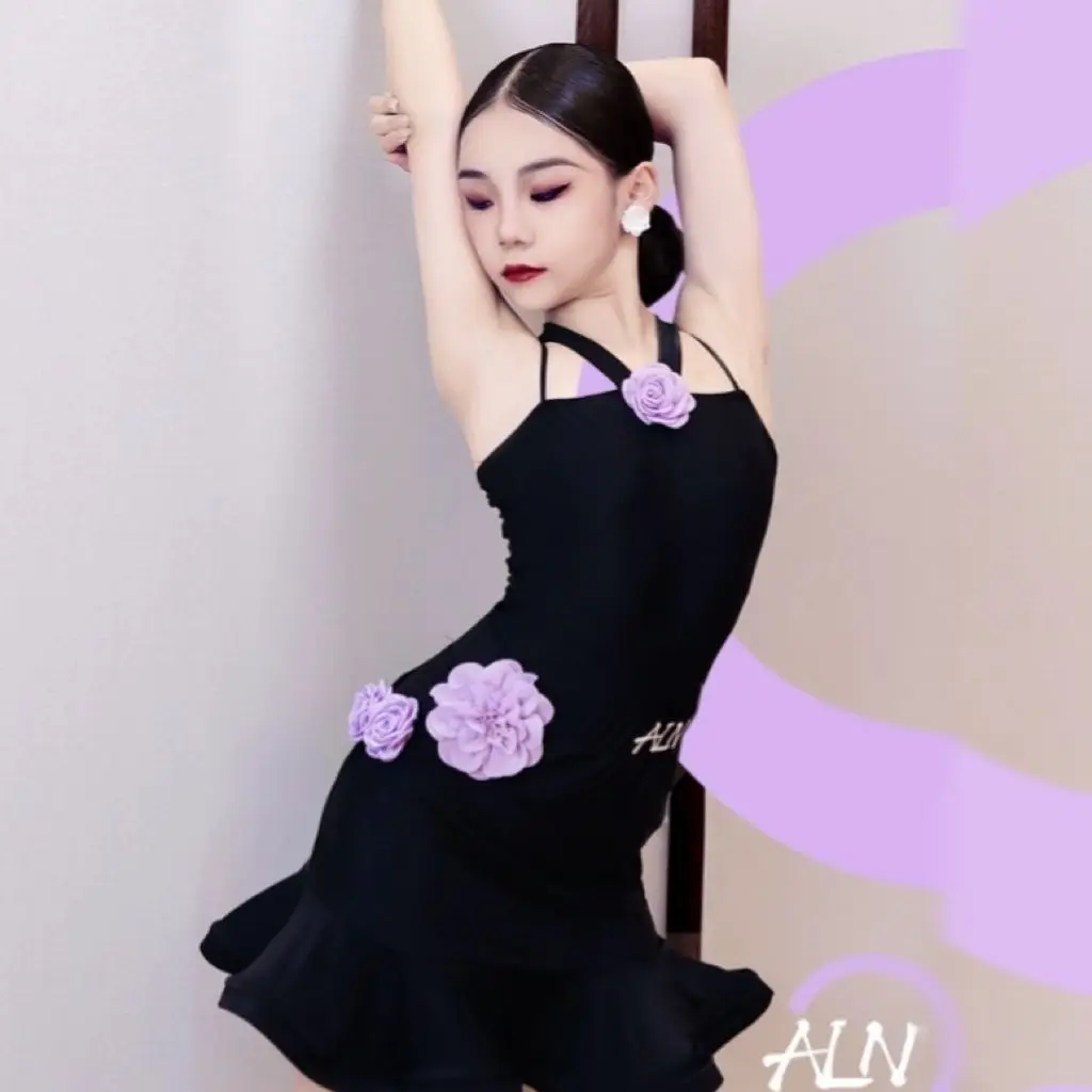 Новая тренировочная одежда для девушек и латиноамериканских танцев, танцевальная юбка с разрезом
Новая тренировочная одежда для девушек и латиноамериканских танцев, танцевальная юбка с разрезом