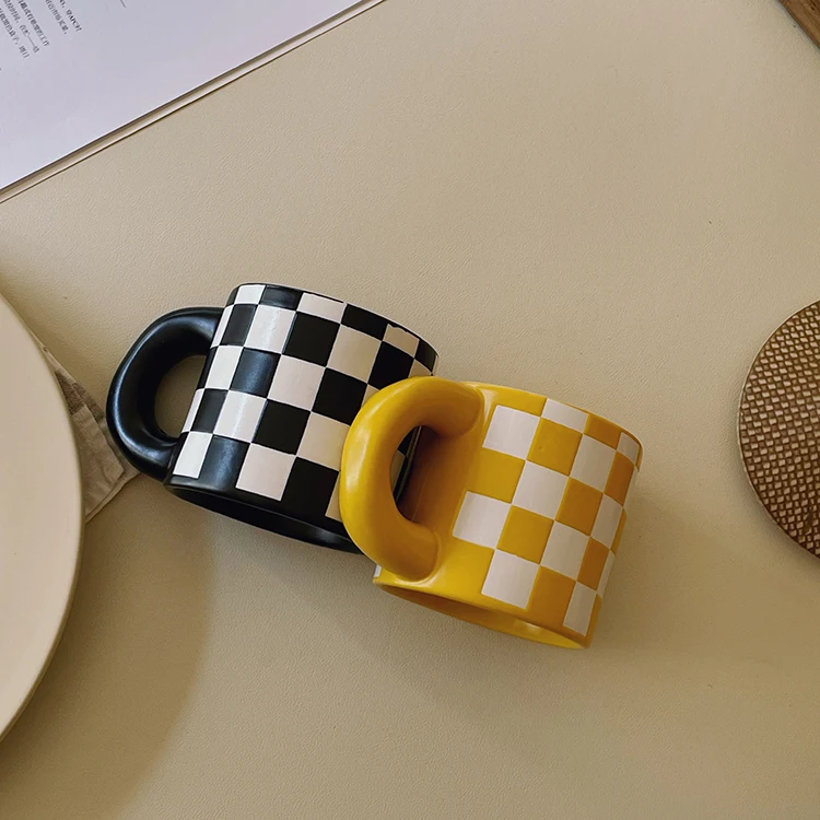 New Concave-convex Handle Retro Yellow-black Plaid Matte Ceramic Mug 300ml Coffee Mug Cute Coffee Mugs and Cups Cool Cups
New Concave-convex Handle Retro Yellow-black Plaid Matte Ceramic Mug 300ml Coffee Mug Cute Coffee Mugs and Cups Cool Cups