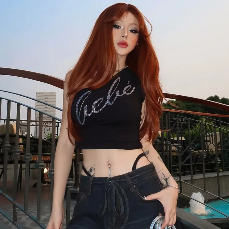 Y2k Black Hot Diamond Slanted Shoulder Short Top for Women's Gothic Outfits, Tight Fitting Spicy Girl Sleeveless T-shirt
Y2k Black Hot Diamond Slanted Shoulder Short Top for Women's Gothic Outfits, Tight Fitting Spicy Girl Sleeveless T-shirt