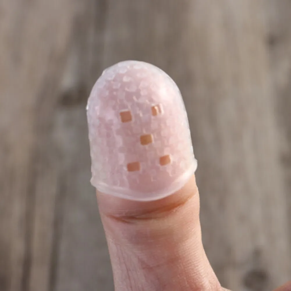 4Pcs Silicone Breathable Finger Thumb Guards Guitar Fingertip Protectors For Ukulele Banjo Mandolin Guitar XXS-L Practice Tool
4Pcs Silicone Breathable Finger Thumb Guards Guitar Fingertip Protectors For Ukulele Banjo Mandolin Guitar XXS-L Practice Tool