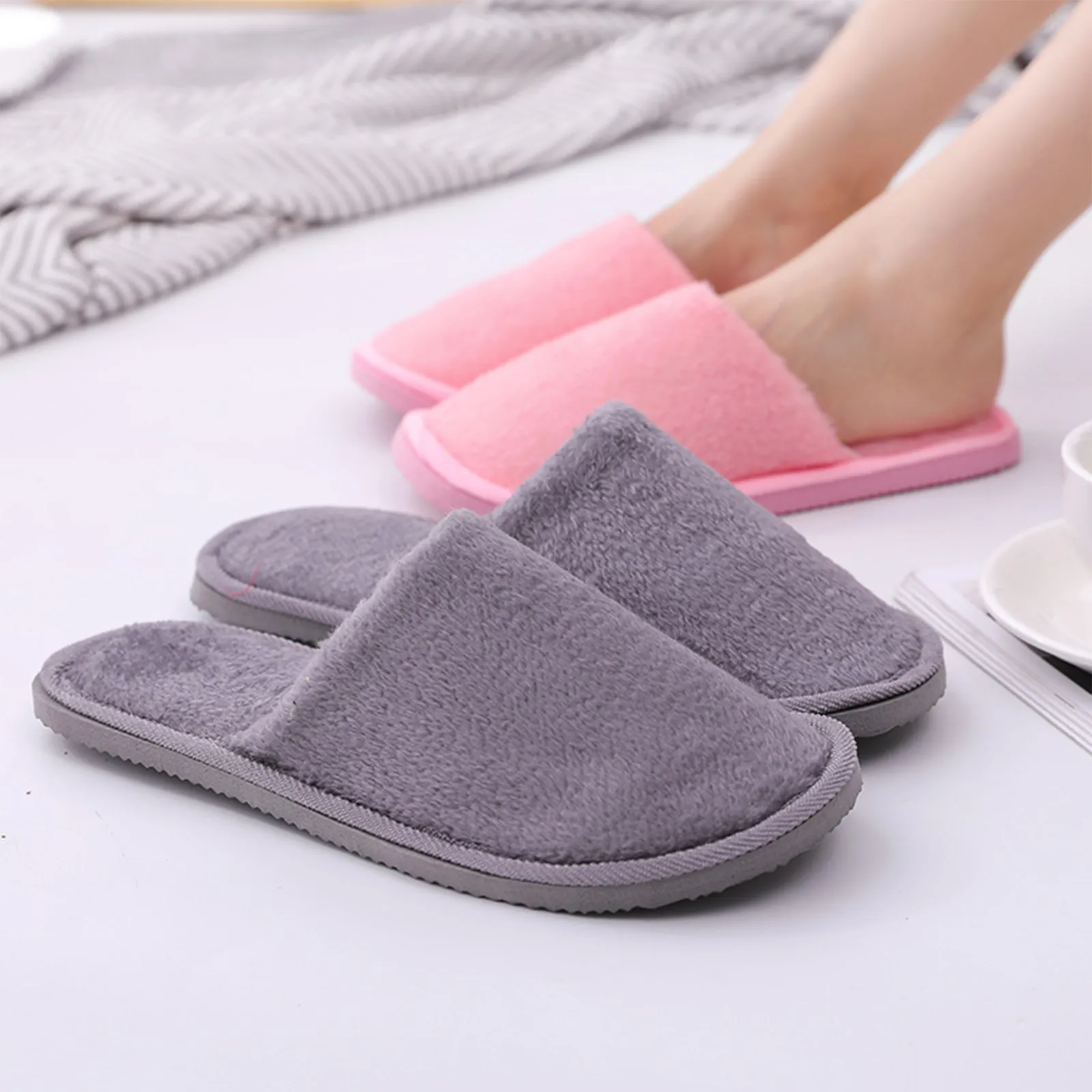 

Women Home Slippers Autumn Winter Warm Furry Plush Shoes Indoor Bedroom Light Couple Cotton Slipper Solid Soft Flip Flops New