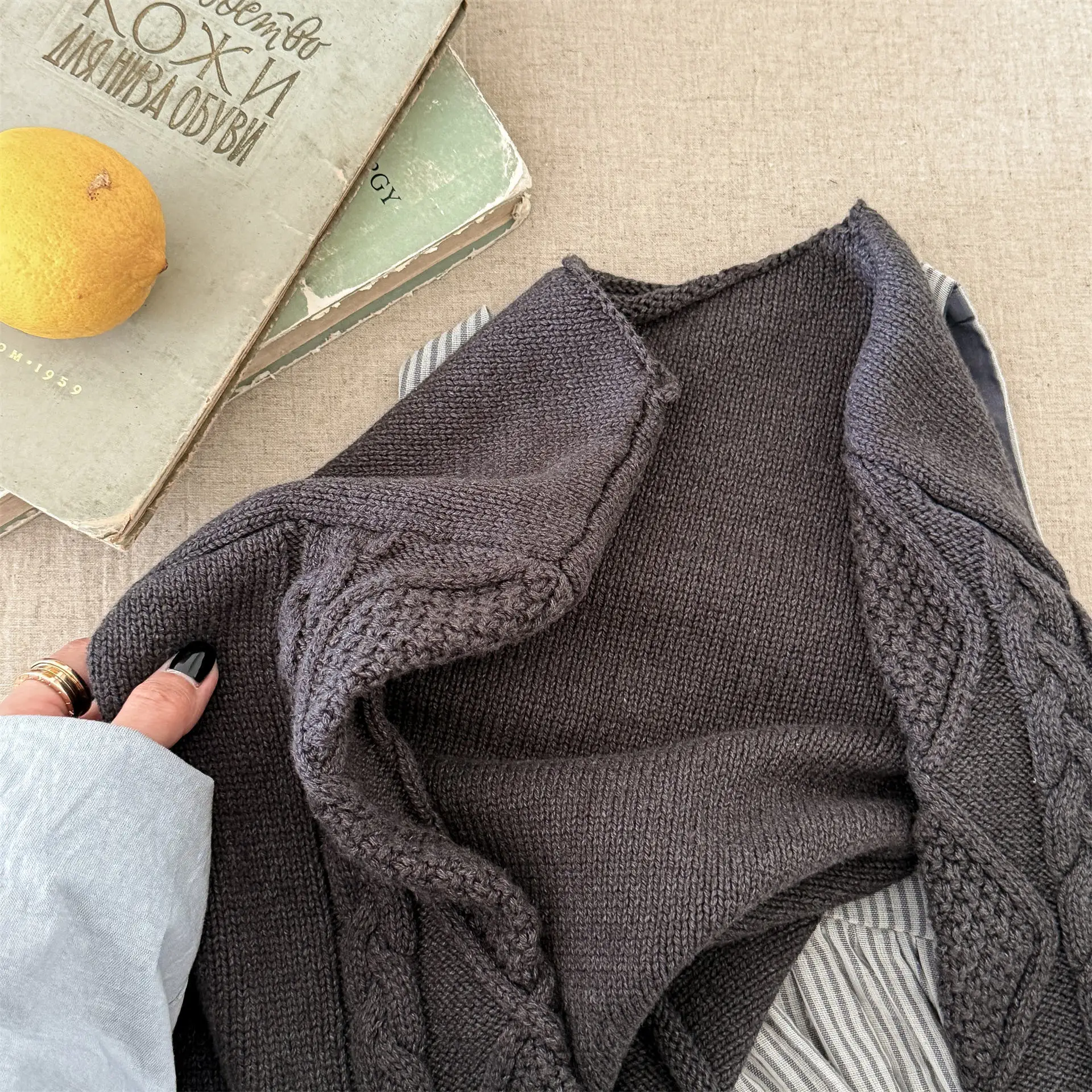 2025 Autumn New Children Long Sleeve Knit Sweater Solid Baby Pullover Girls Loose Sweater Kids Knitted Tops Toddler Clothes 23 S29c19ac77bf94e0b85a4079f8f09974f5