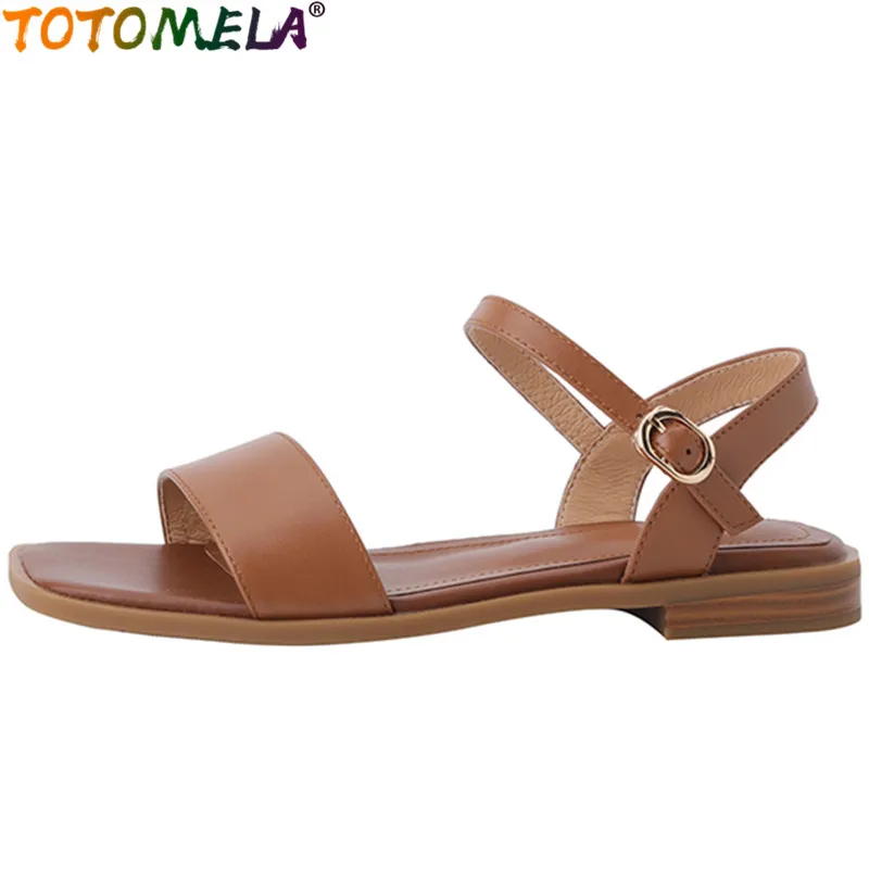 TOTOMELA 2022 New Career Vintage Genuine Leather Sandals Woman Buckle Square Low Heels Shoes Ladies Dress Sandals
TOTOMELA 2022 New Career Vintage Genuine Leather Sandals Woman Buckle Square Low Heels Shoes Ladies Dress Sandals