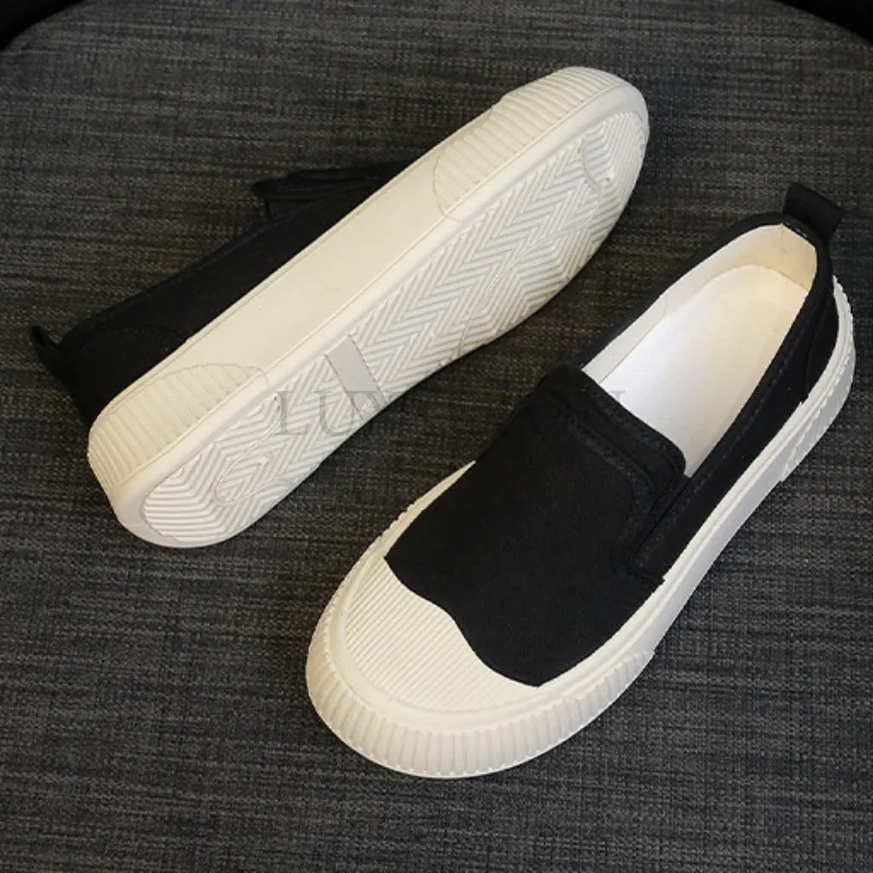 Flat Bottomed Round Toe Low Cut Canvas Shoes with Mesh Surface for Comfort Breathability and Versatile Casual Board Shoes
Flat Bottomed Round Toe Low Cut Canvas Shoes with Mesh Surface for Comfort Breathability and Versatile Casual Board Shoes