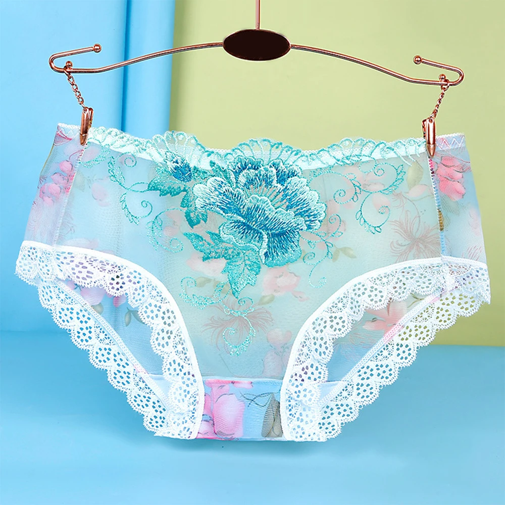 Plus Size Women Sexy Lace Seamless Underwear Skin-Friendly Breathable Briefs Floral Embroidery Transparent Panties Lingerie
Plus Size Women Sexy Lace Seamless Underwear Skin-Friendly Breathable Briefs Floral Embroidery Transparent Panties Lingerie