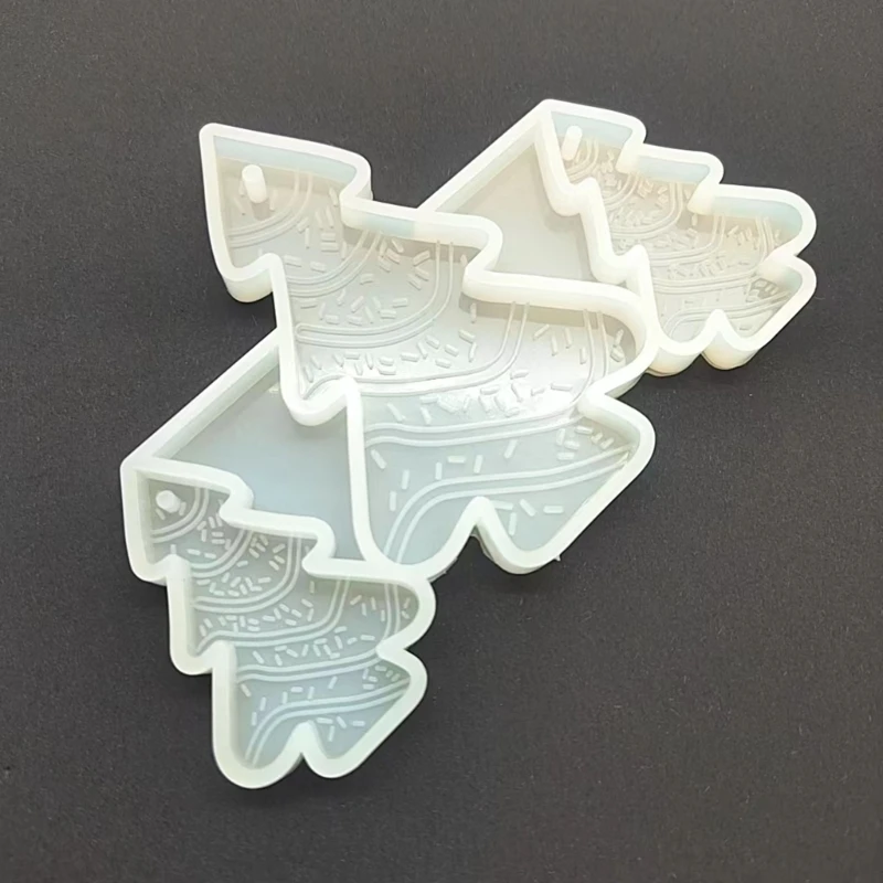 Shiny Silicone Pendant Mold Blue White Christmas Tree Epoxy Resin Mold DIY Keychain Jewelry for Christmas Day Gift Craft
Shiny Silicone Pendant Mold Blue White Christmas Tree Epoxy Resin Mold DIY Keychain Jewelry for Christmas Day Gift Craft