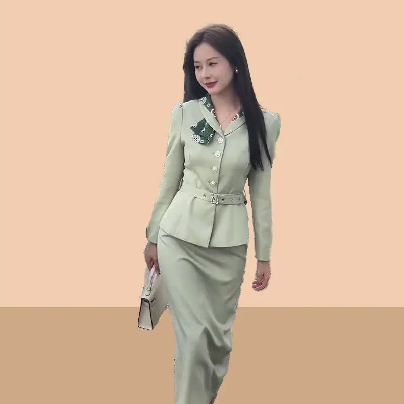 UNXX 2023 Autumn New Slim French Style Blazer Jacket + High-End A-Line Skirt Two-Piece Set for Women Hot Sale Female Suit Set
UNXX 2023 Autumn New Slim French Style Blazer Jacket + High-End A-Line Skirt Two-Piece Set for Women Hot Sale Female Suit Set