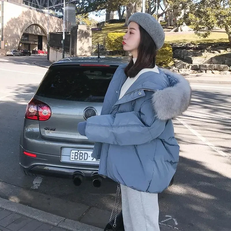 2023 new Casual Fashion Warm Short Parka Women Full Sleeve Padded Jacket Pockets Hooded Woman Winter Coats and Jackets
2023 new Casual Fashion Warm Short Parka Women Full Sleeve Padded Jacket Pockets Hooded Woman Winter Coats and Jackets