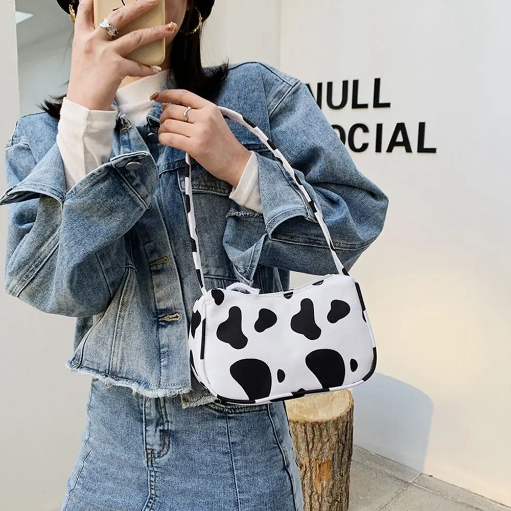 Small Purse Print Shoulder Pouch Mobile Phone Bag Large Capacity Underarm Bag Canvas Bag Single Shoulder Bag Female Handbag
Small Purse Print Shoulder Pouch Mobile Phone Bag Large Capacity Underarm Bag Canvas Bag Single Shoulder Bag Female Handbag